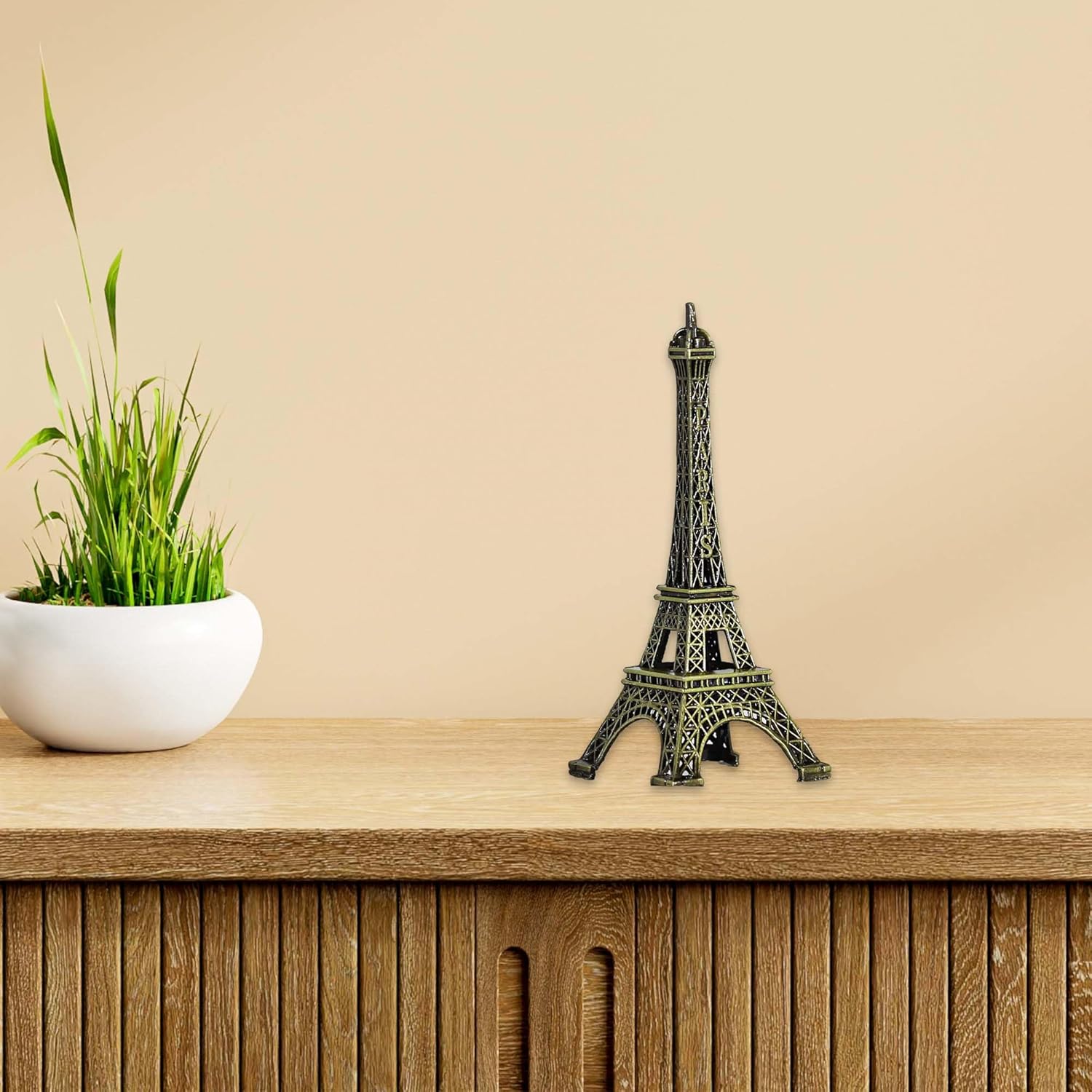Eiffel model
